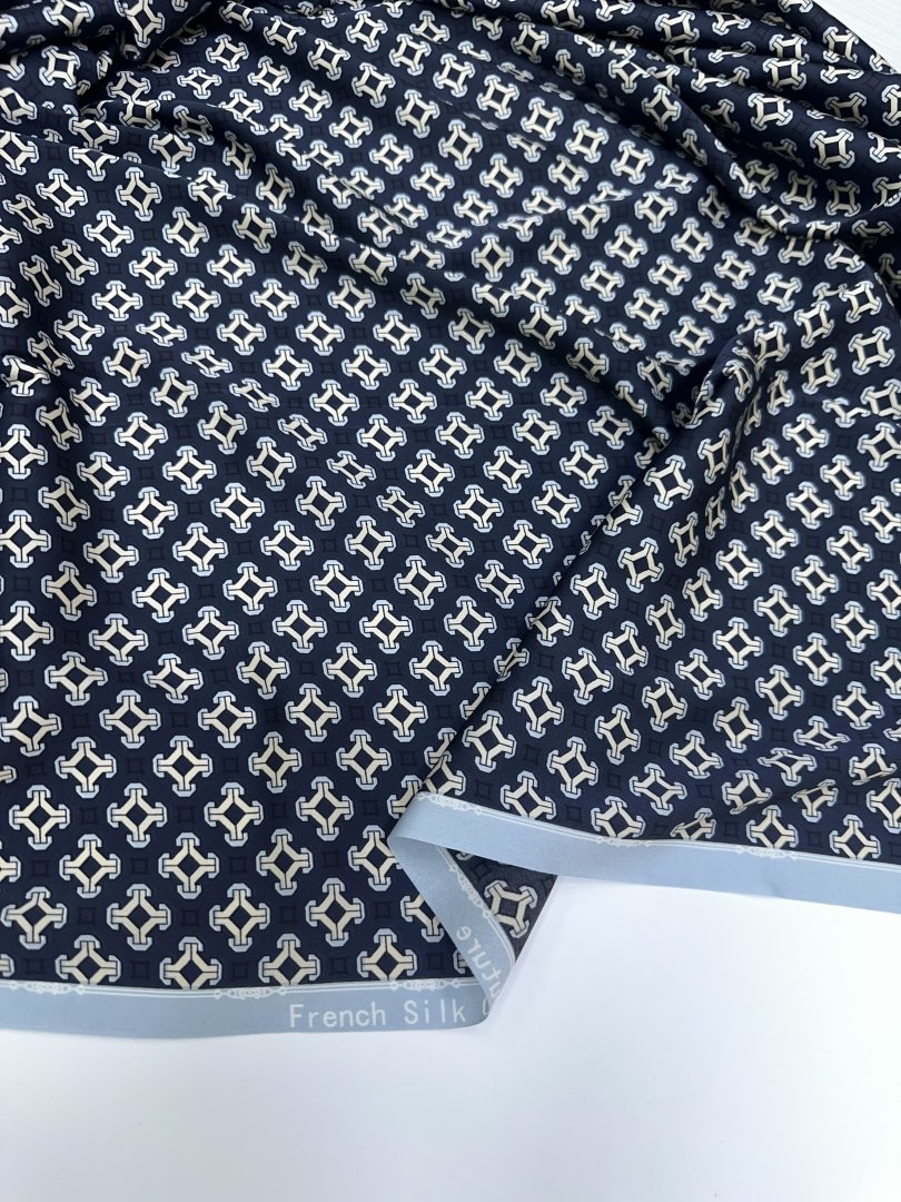 картинка Атлас стрейч АХ108 от магазина Компания "Бенефис