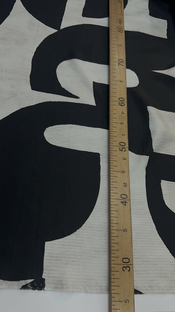 картинка Шелк натуральный Ш131 магазин Компания "Бенефис являющийся официальным дистрибьютором в России  картинка Шелк натуральный Ш131 от магазина Компания "Бенефис