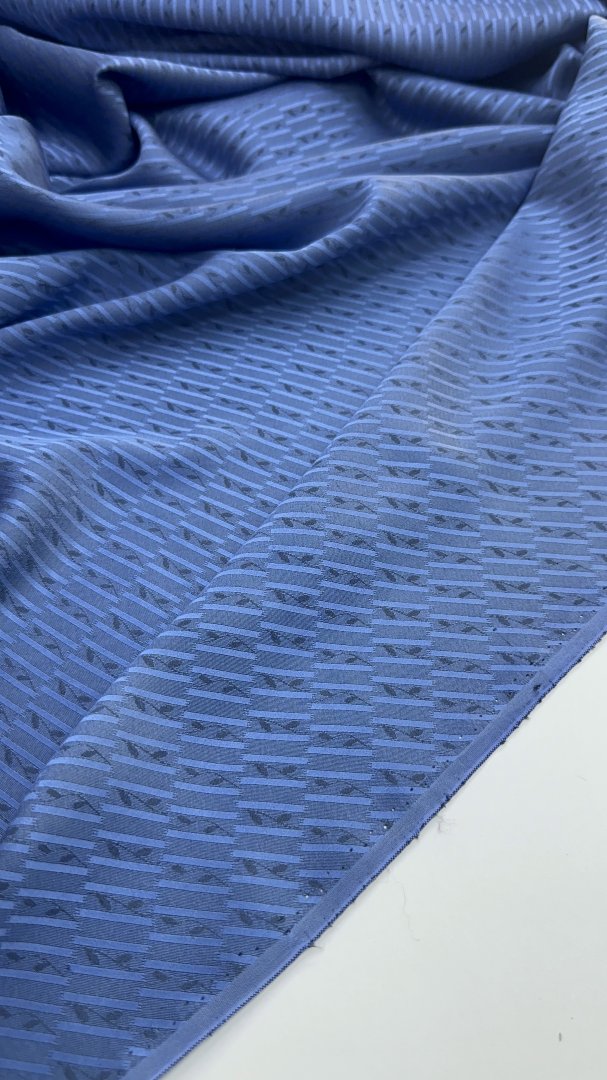 картинка Шелк натуральный Ш130 магазин Компания "Бенефис являющийся официальным дистрибьютором в России  картинка Шелк натуральный Ш130 от магазина Компания "Бенефис