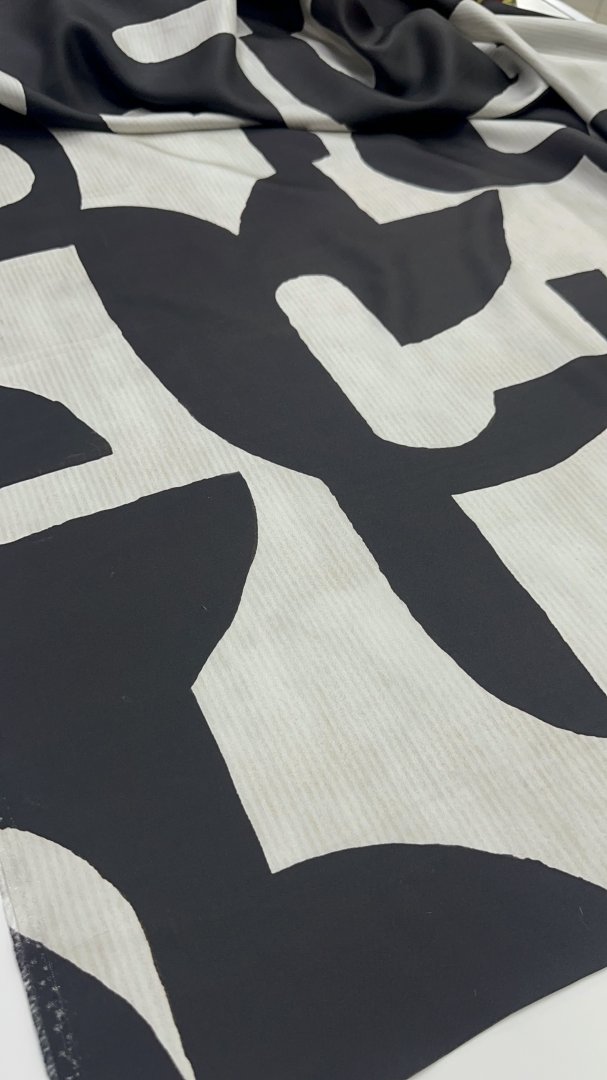 картинка Шелк натуральный Ш131 магазин Компания "Бенефис являющийся официальным дистрибьютором в России  картинка Шелк натуральный Ш131 от магазина Компания "Бенефис