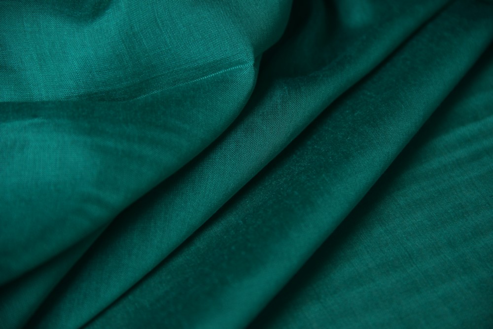 картинка Батист однотонный БАТ77 магазин Компания "Бенефис являющийся официальным дистрибьютором в России  картинка Батист однотонный БАТ77 от магазина Компания "Бенефис