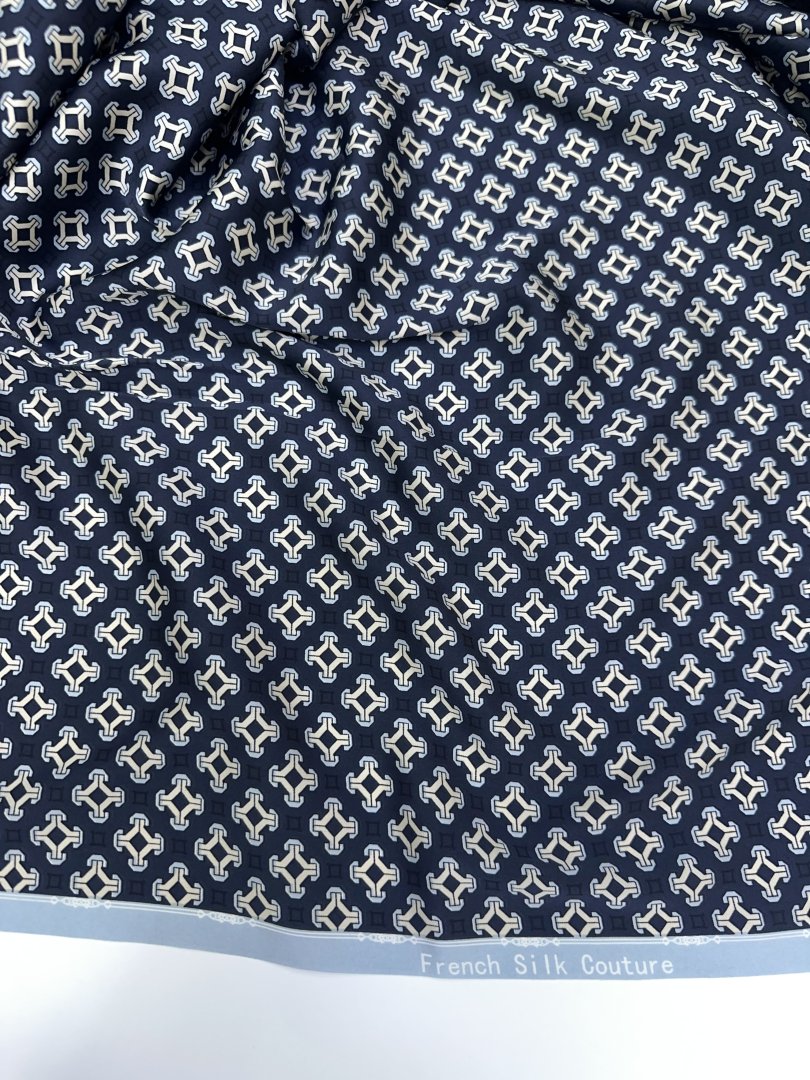 картинка Атлас стрейч АХ108 от магазина Компания "Бенефис