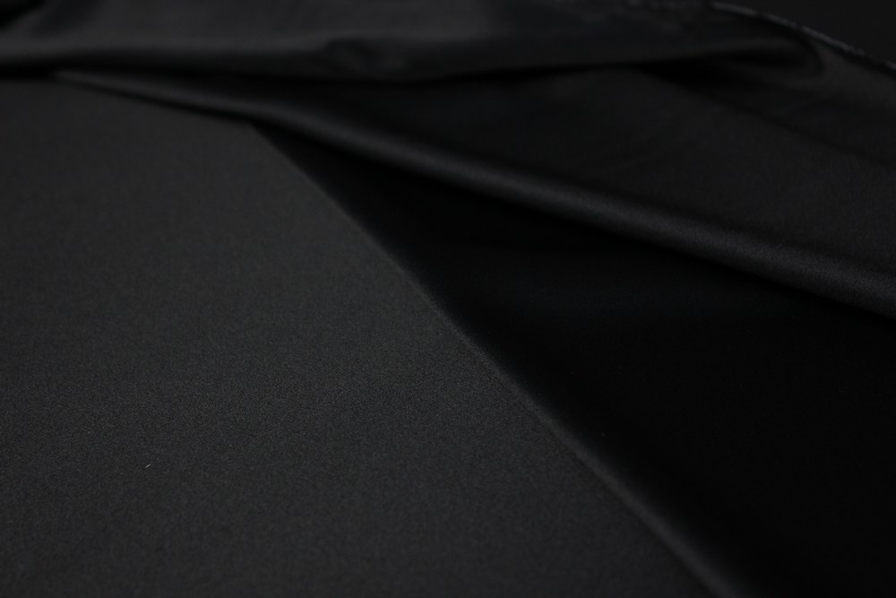 картинка Шелк однотонный Ш613 магазин Компания "Бенефис являющийся официальным дистрибьютором в России  картинка Шелк однотонный Ш613 от магазина Компания "Бенефис