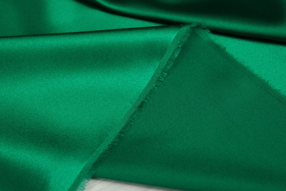 картинка Шелк однотонный Ш368 магазин Компания "Бенефис являющийся официальным дистрибьютором в России  картинка Шелк однотонный Ш368 от магазина Компания "Бенефис