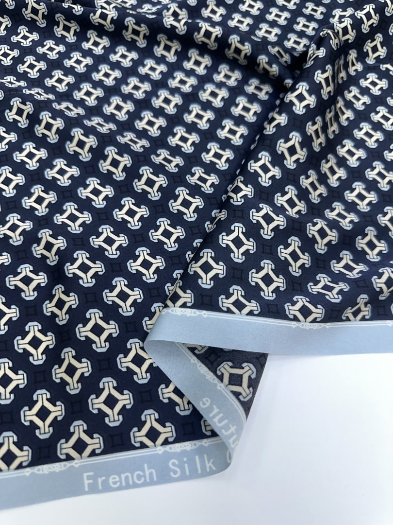 картинка Атлас стрейч АХ108 от магазина Компания "Бенефис